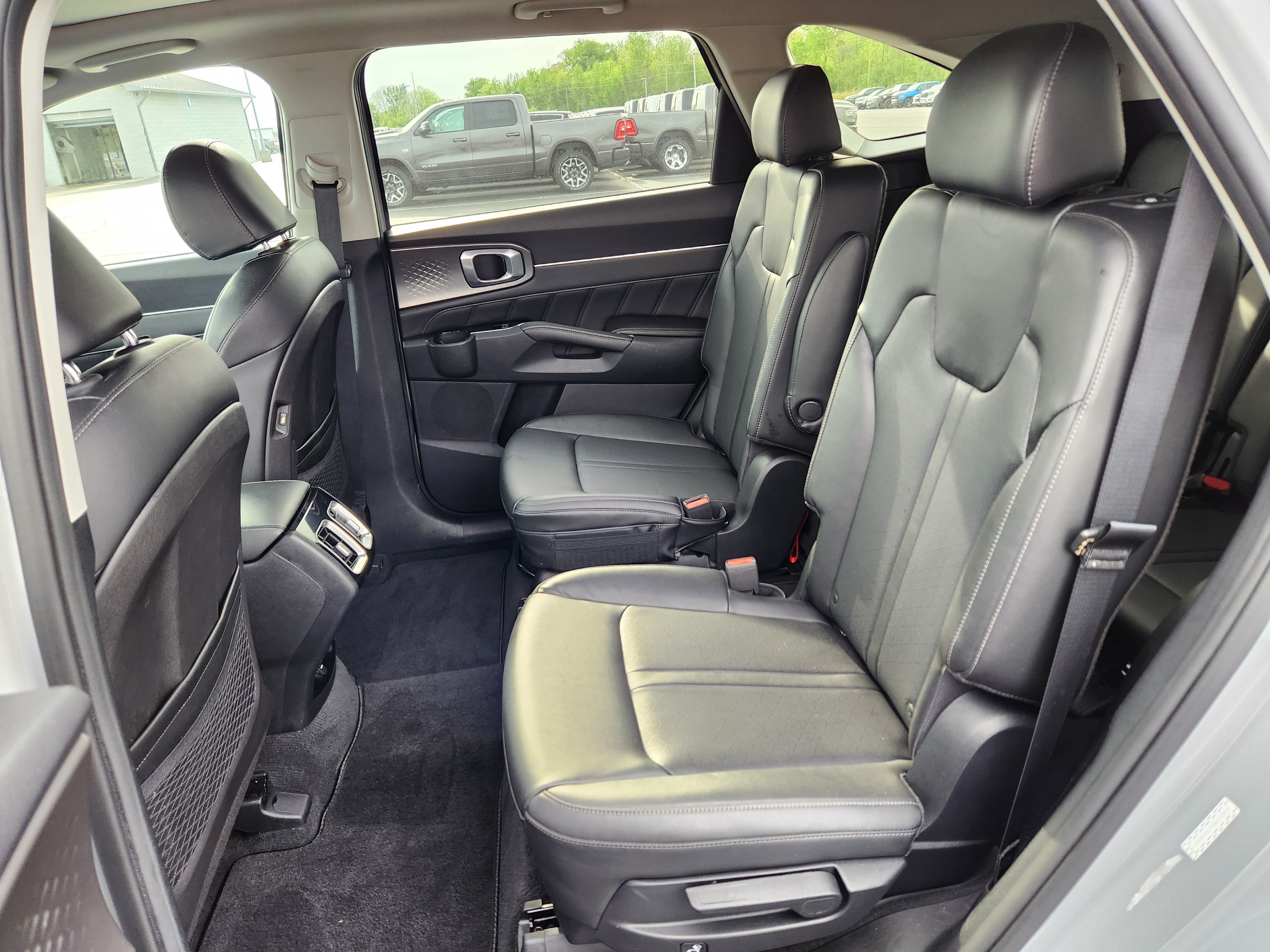 Used 2022 Kia Sorento SX AWD/4WD image 12