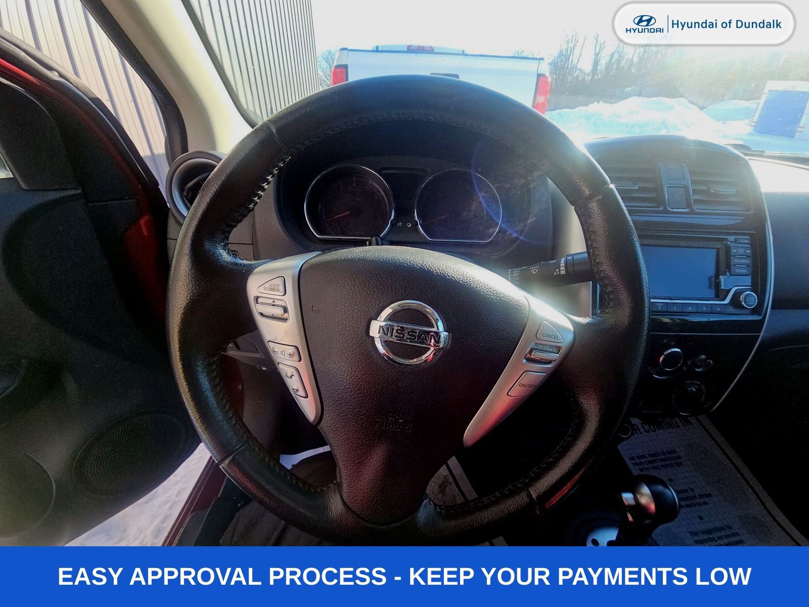 Used 2017 Nissan Versa SV w/ SV Special Edition Package image 1