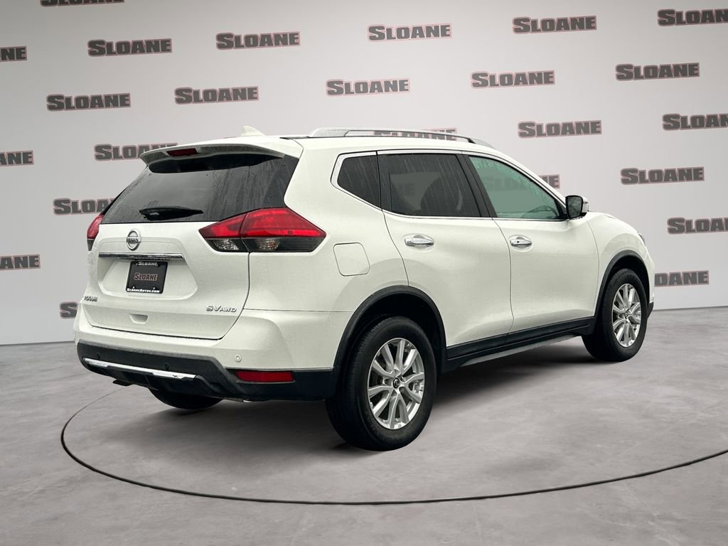 Used 2020 Nissan Rogue SV image 5