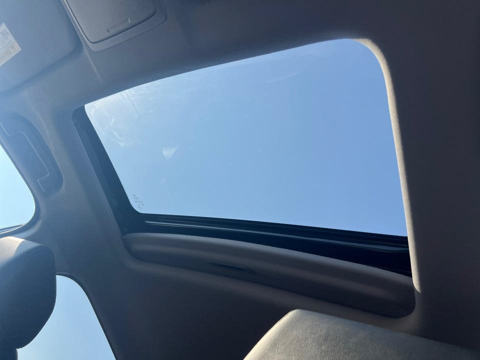 Certified 2022 Honda CR-V Touring image 21