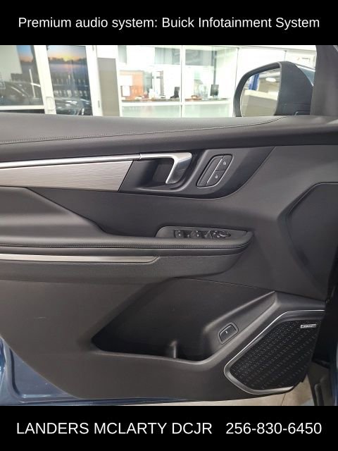 Used 2025 Buick Enclave Preferred image 13