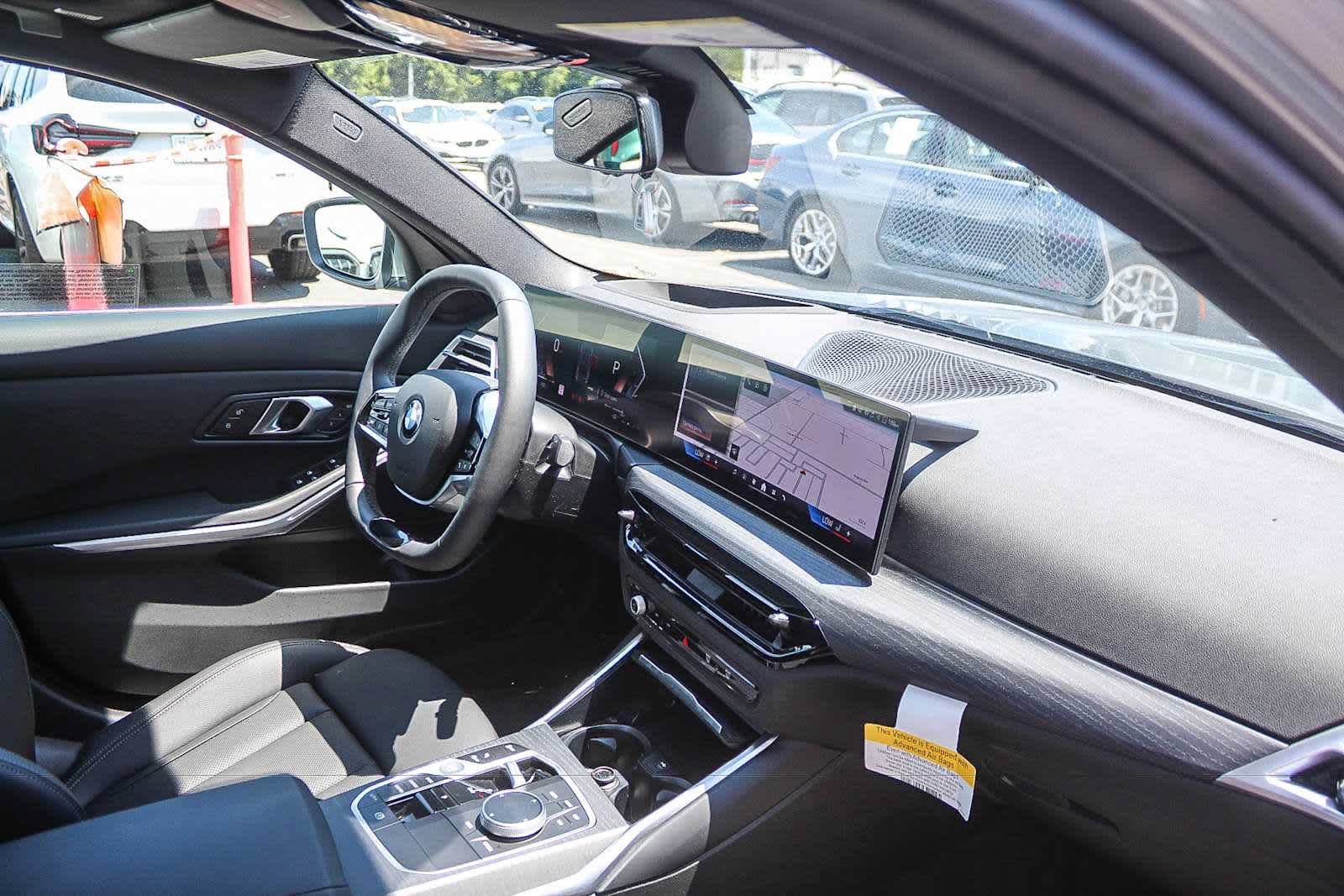 Used 2026 BMW 330i Sedan w/ Premium Package RWD image 15