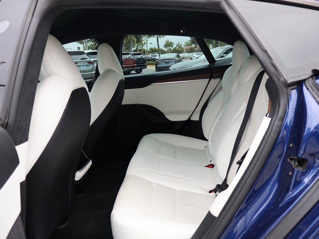 Used 2022 Tesla Model S image 38