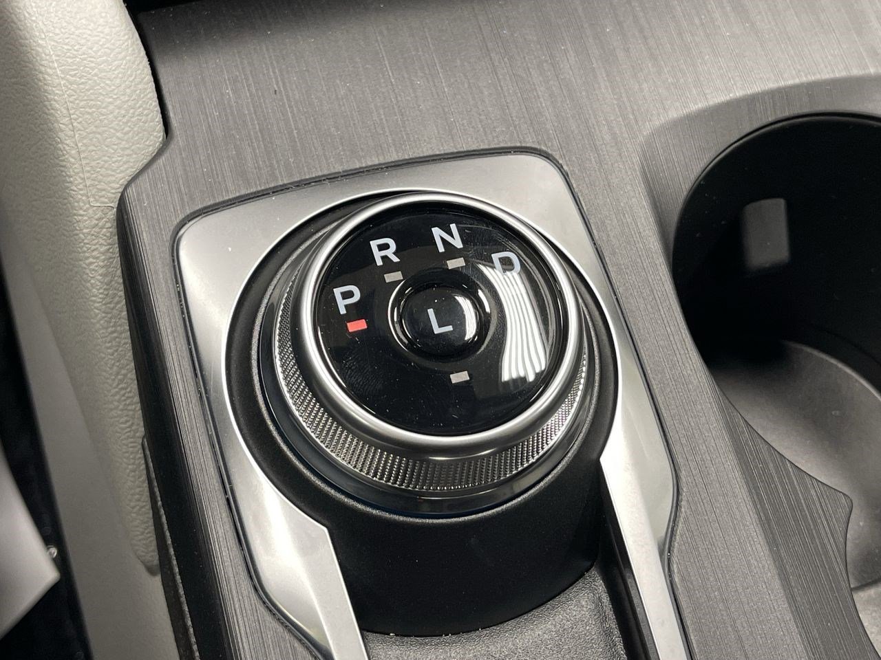 New 2025 Ford Escape SE image 28