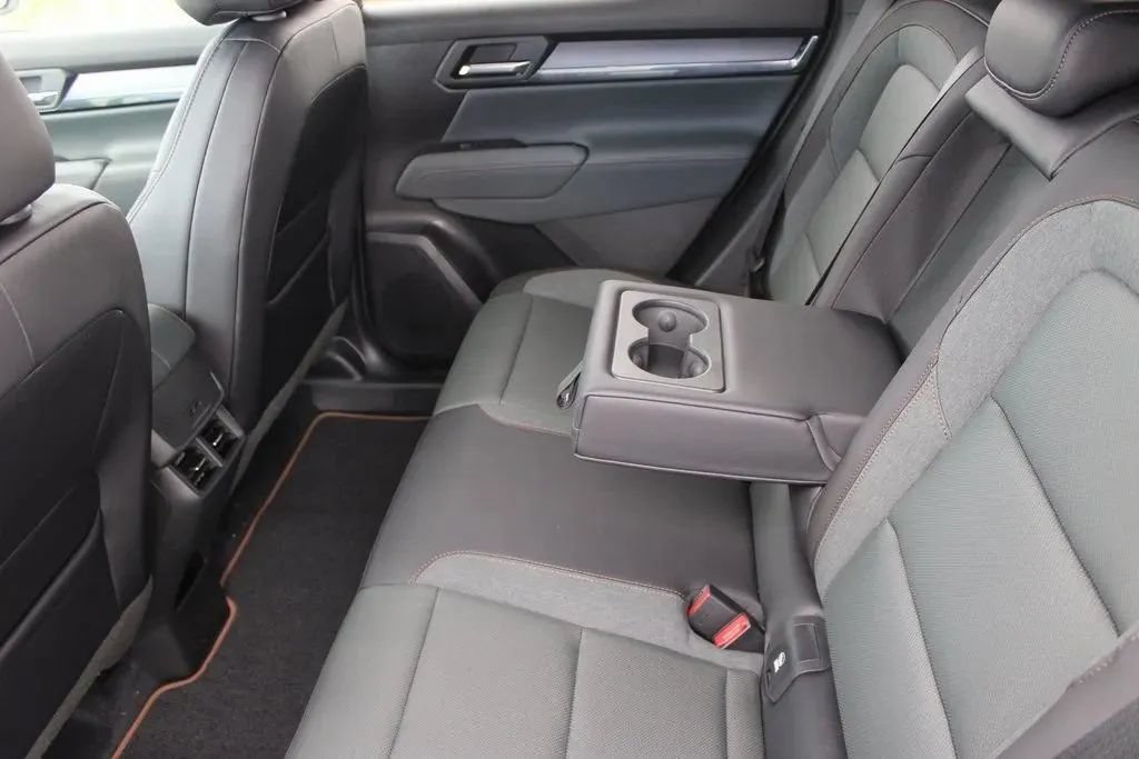 New 2026 GMC Terrain AT4 AWD/4WD image 21