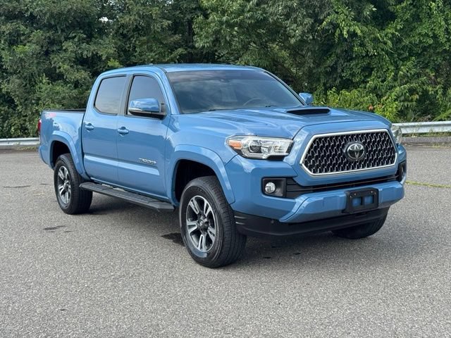 Used 2019 Toyota Tacoma TRD Sport AWD/4WD image 9