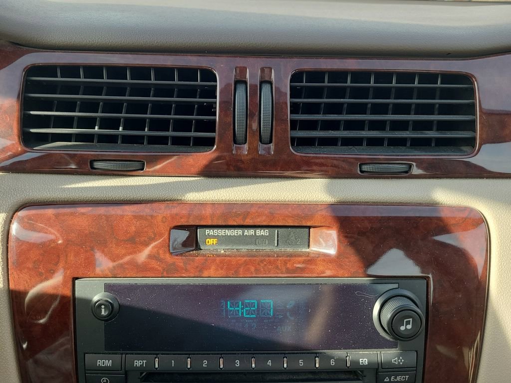 Used 2008 Chevrolet Impala LT image 21