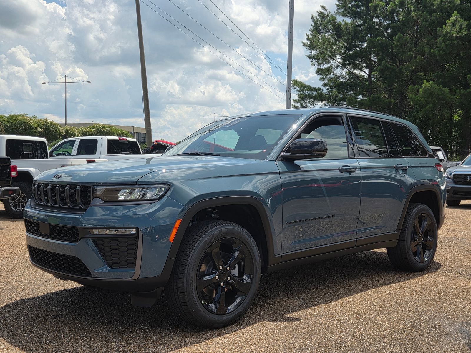 New 2026 Jeep Grand Cherokee Limited RWD image 1