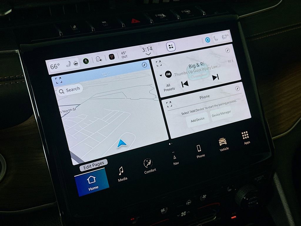 Used 2022 Jeep Grand Cherokee Summit w/ Luxury Tech Group V image 25