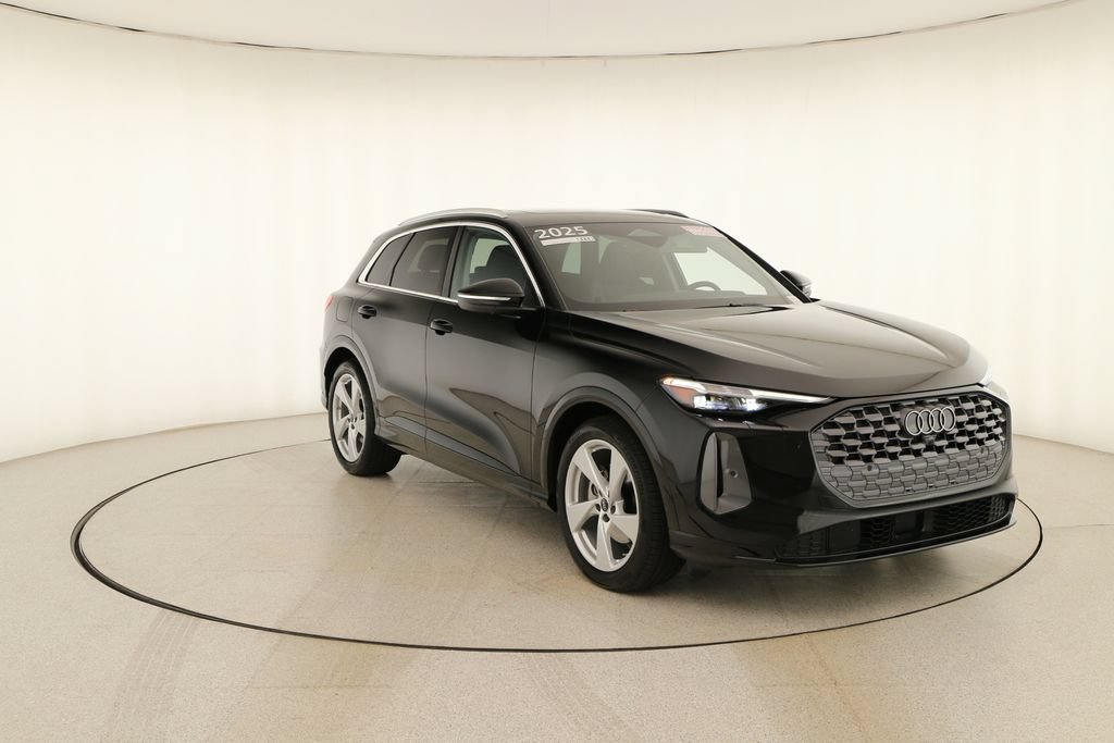 Certified 2025 Audi Q5 Prestige AWD/4WD image 10