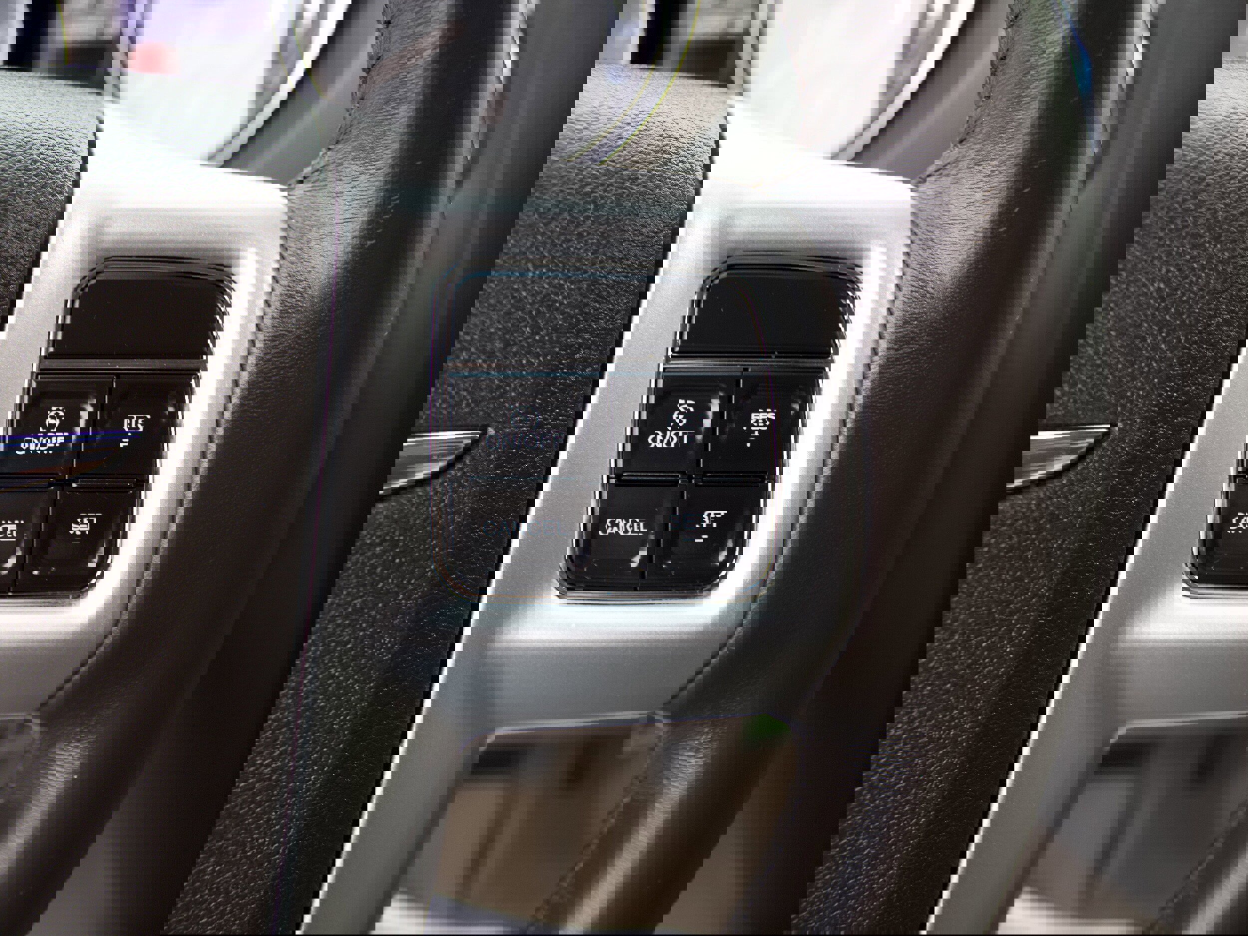 Used 2015 Chrysler Town & Country Touring image 18