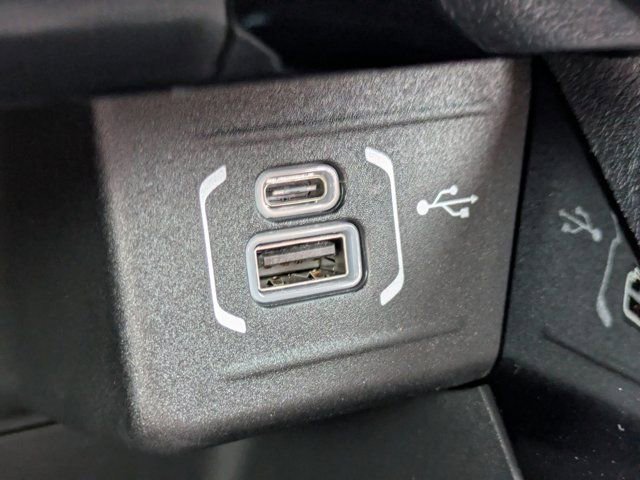 New 2026 Jeep Compass Latitude image 19