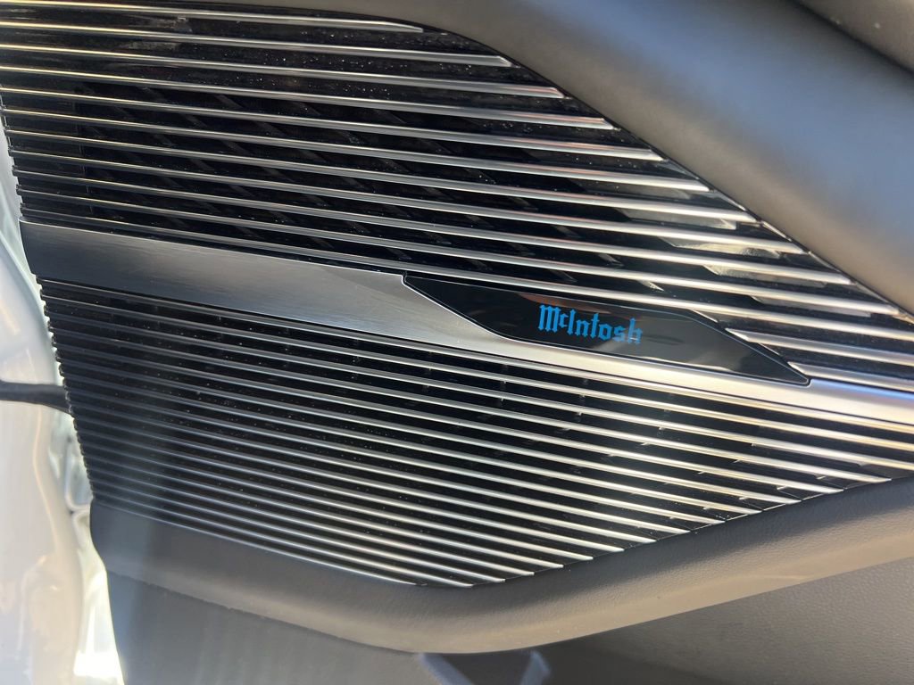 Used 2023 Jeep Grand Wagoneer L Series III image 15