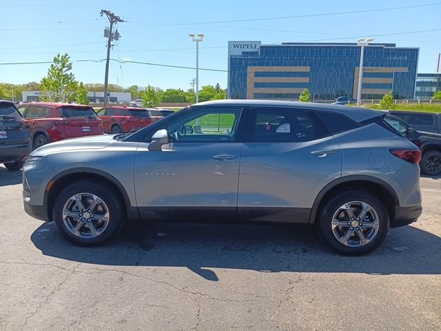 Used 2025 Chevrolet Blazer LT AWD/4WD video 2