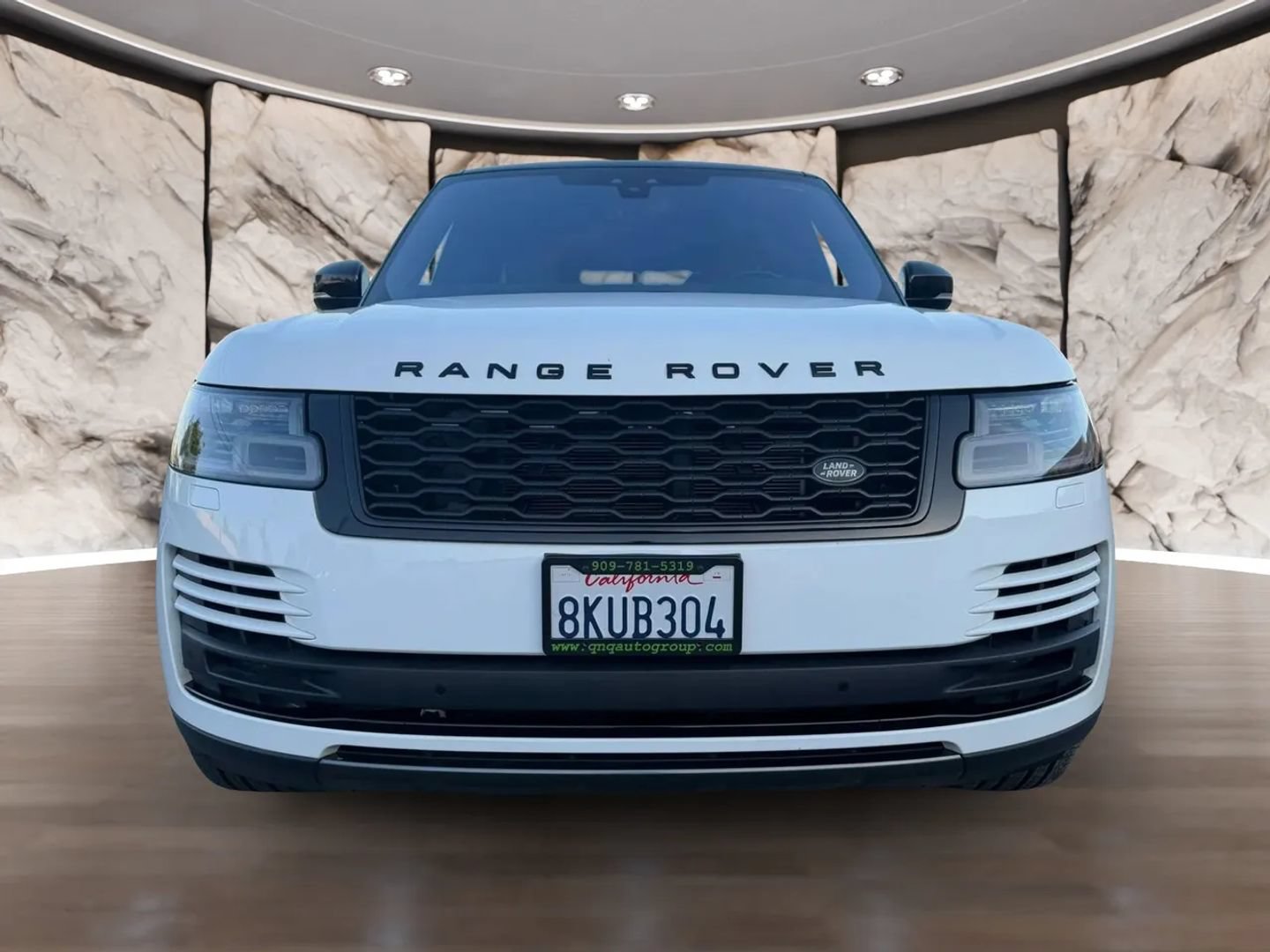 Used 2019 Land Rover Range Rover HSE AWD/4WD image 3