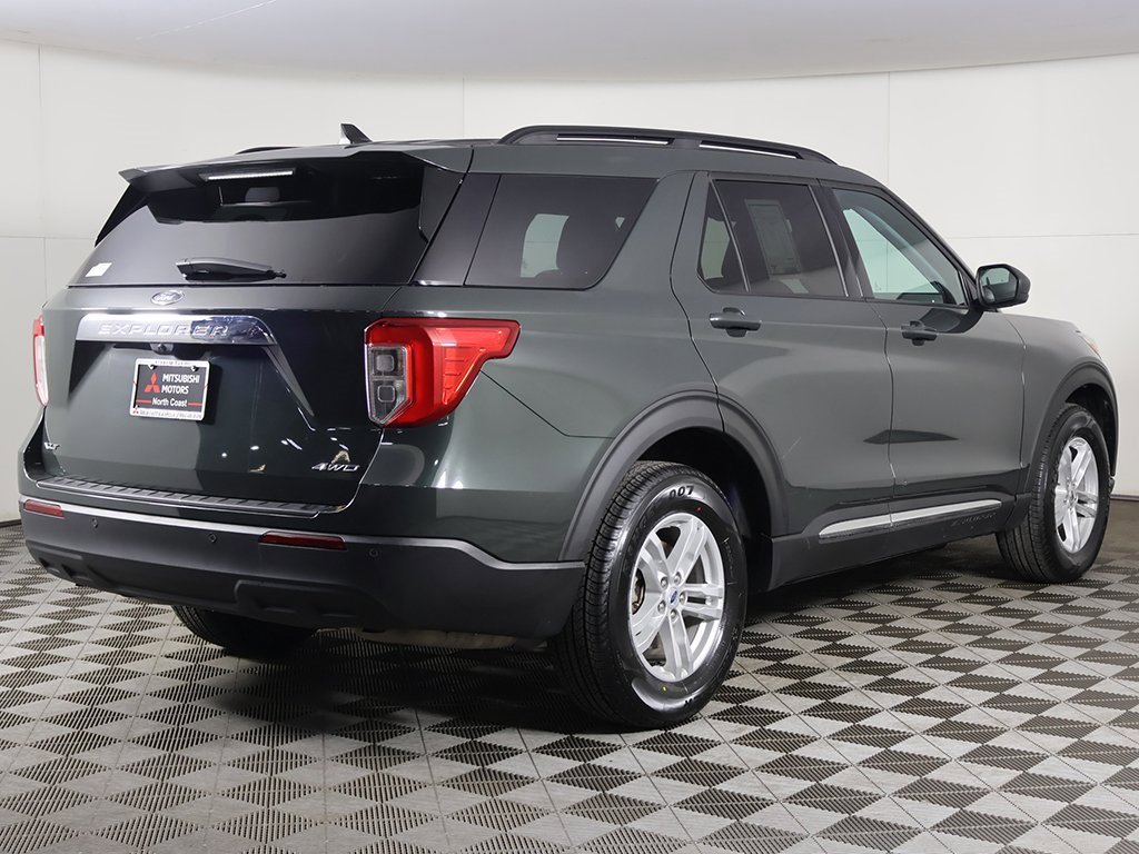 Used 2023 Ford Explorer XLT image 8