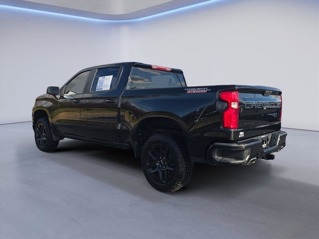 Used 2021 Chevrolet Silverado 1500 LT Trail Boss w/ LPO, Dark Essentials Package image 3