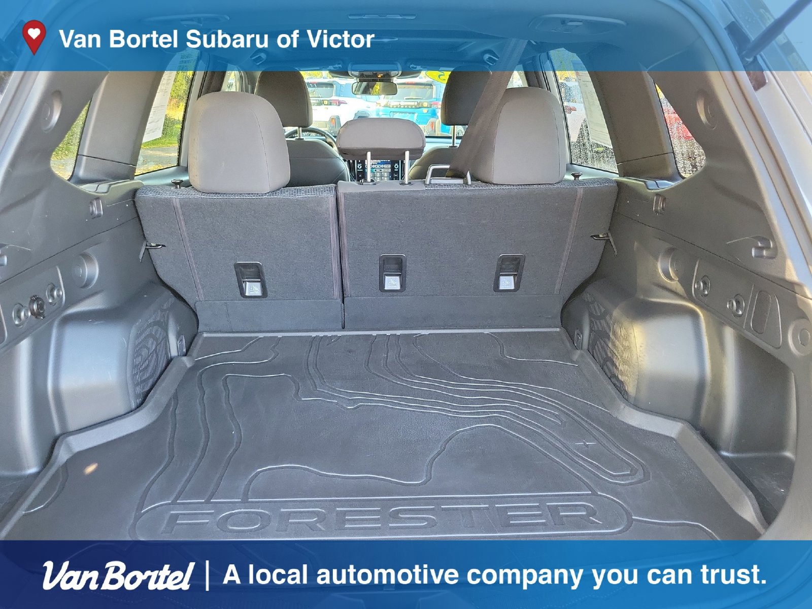 Certified 2025 Subaru Forester Premium AWD/4WD image 11