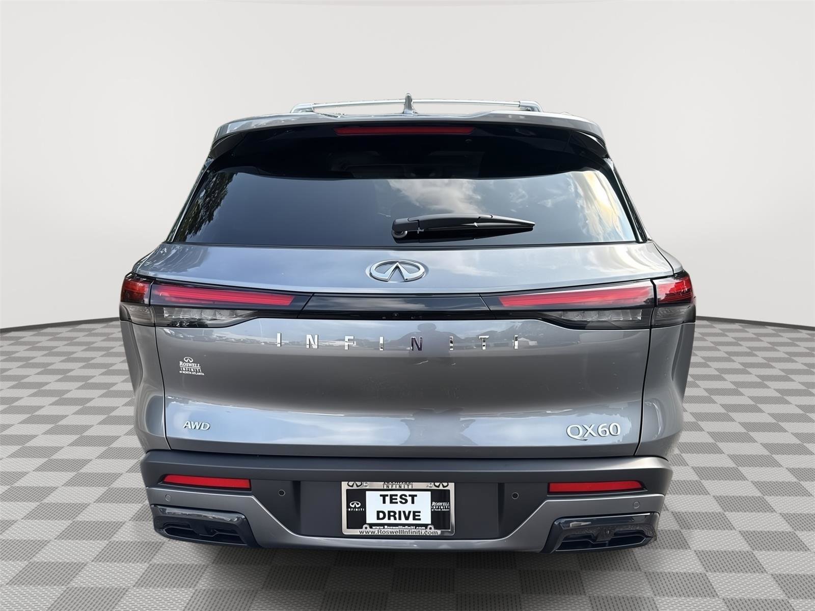 Used 2025 INFINITI QX60 Luxe w/ Vision Package image 6