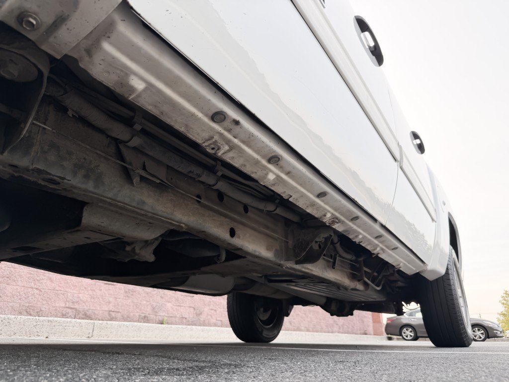 Used 2010 Chevrolet Silverado 1500 4x4 Crew Cab Hybrid image 22