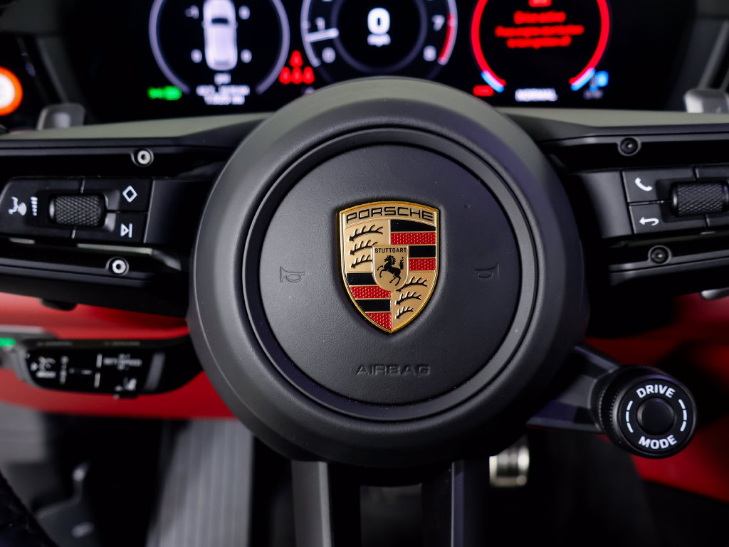 Certified 2026 Porsche Cayenne S w/ Premium Package Plus AWD/4WD image 19