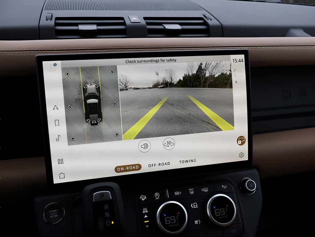 New 2026 Land Rover Defender 110 S image 24