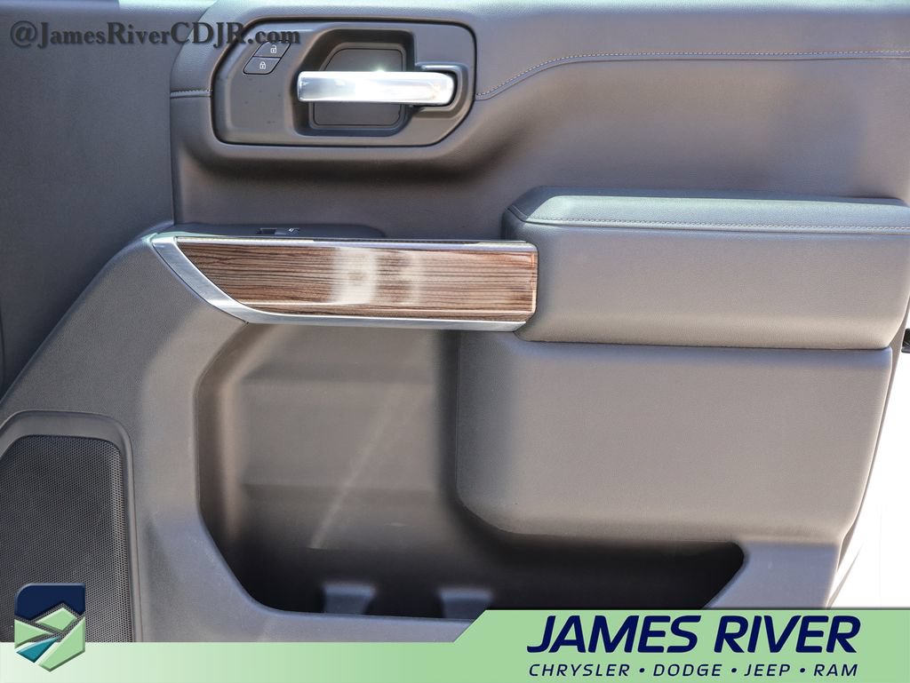 Used 2020 Chevrolet Silverado 2500 LT w/ Z71 Off-Road Package AWD/4WD image 7
