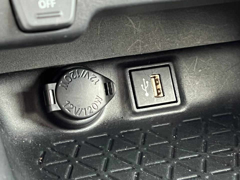 Used 2024 Toyota RAV4 XLE image 24
