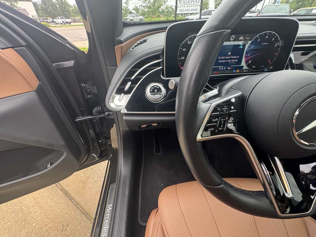 Used 2025 Mercedes-Benz E 350 Sedan w/ Multicontour Seating Package image 14