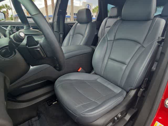 Used 2022 Buick Enclave Essence w/ Sport Touring Edition AWD/4WD image 19