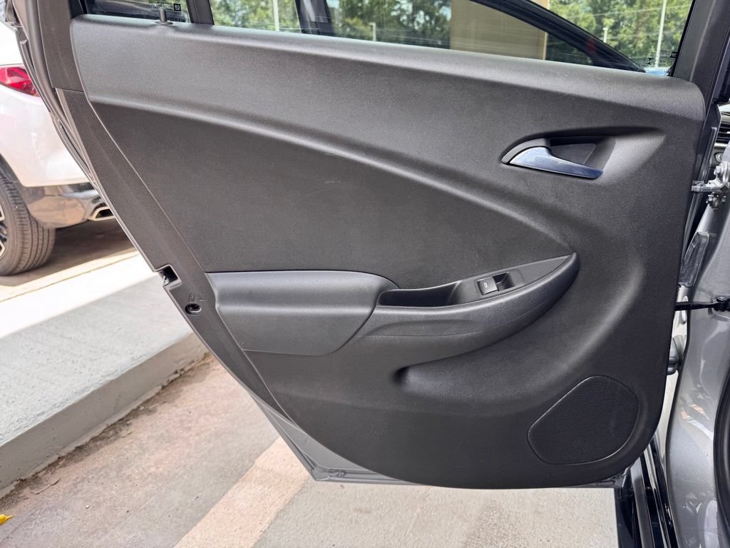 Used 2018 Chevrolet Volt Premier w/ Driver Confidence Package FWD image 23