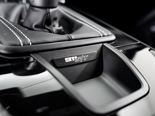 Used 2024 Porsche 911 GT3 RS image 23