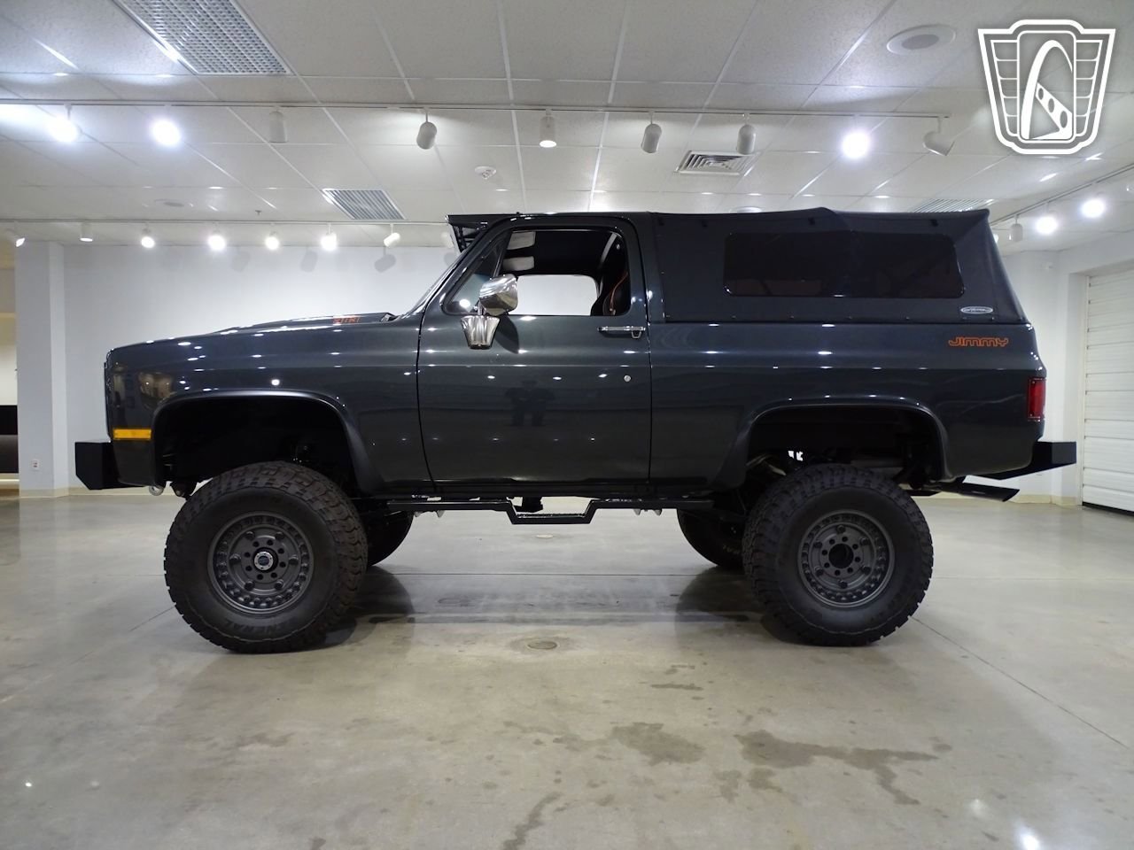 Used 1987 GMC Jimmy 4WD image 7