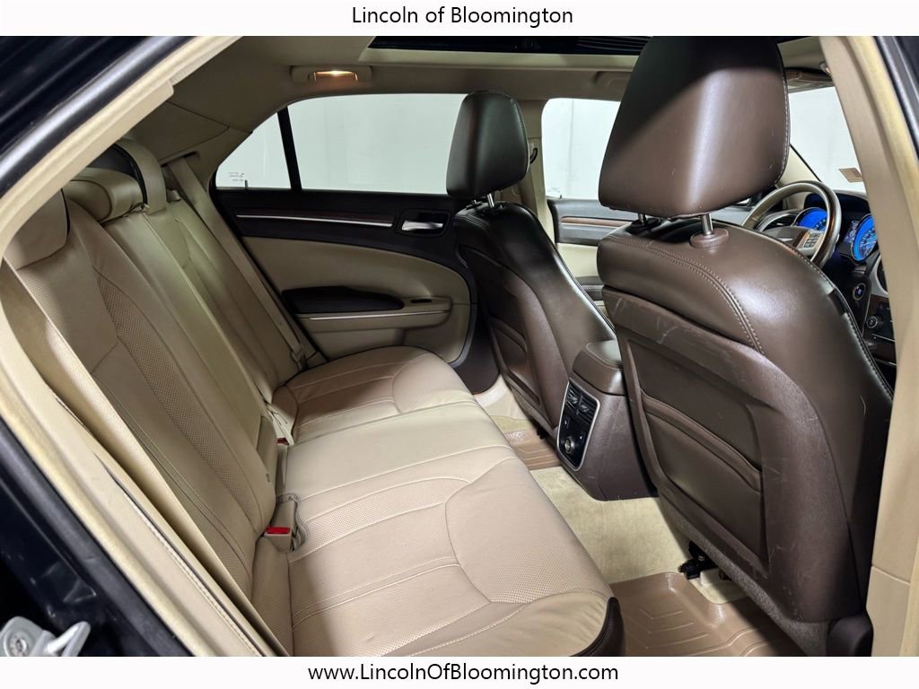 Used 2013 Chrysler 300 C Luxury Series w/ Harman Kardon Audio Group image 20