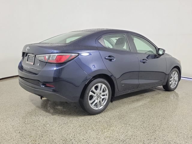 Used 2017 Toyota Yaris iA FWD image 5