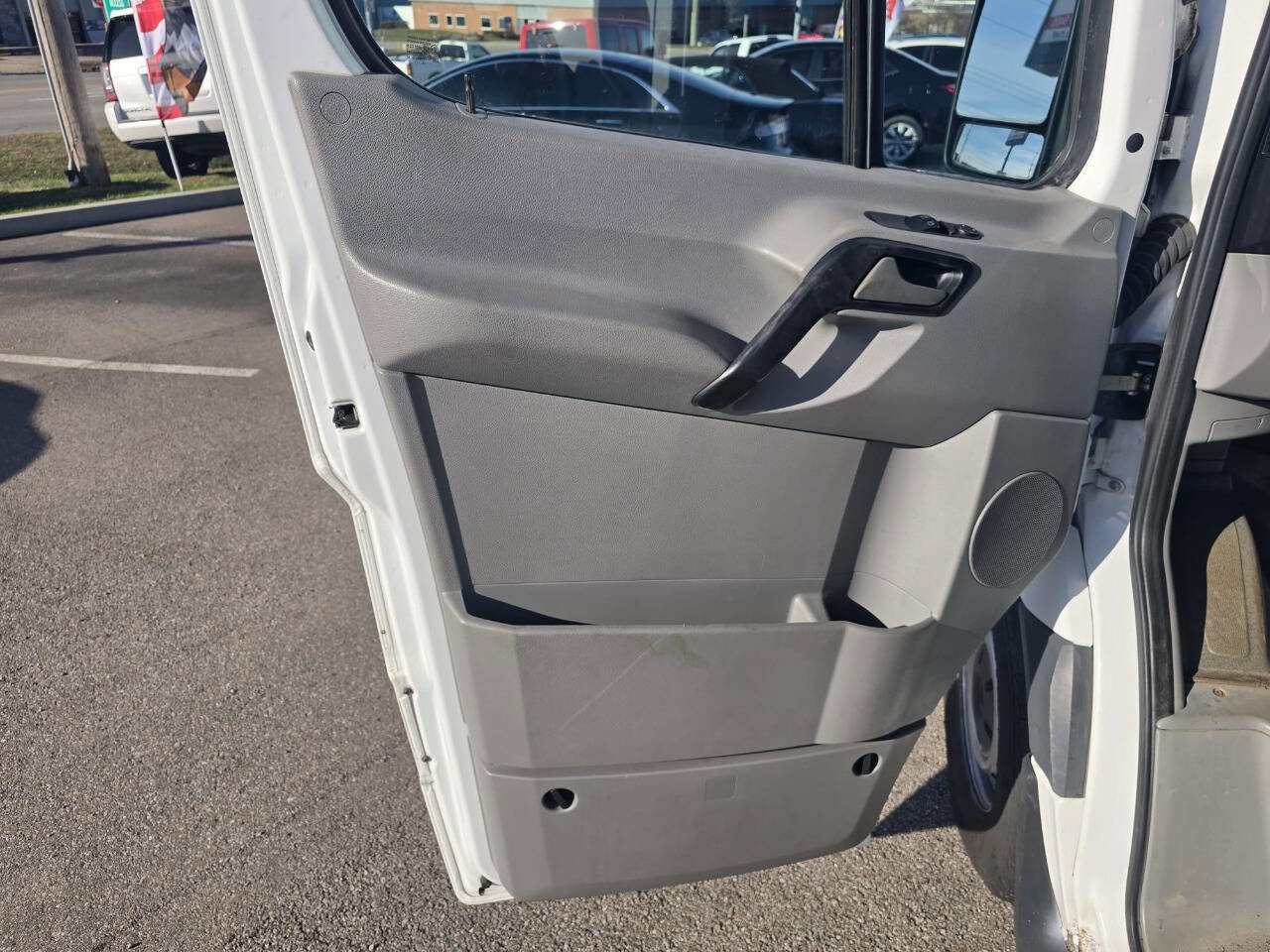 Used 2012 Mercedes-Benz Sprinter 2500 image 11