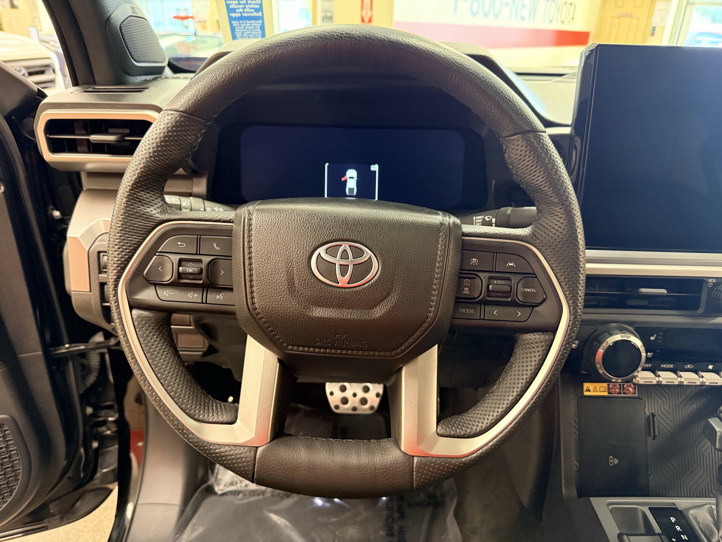 Used 2024 Toyota Tacoma TRD Sport w/ TRD Sport Premium Package AWD/4WD image 25