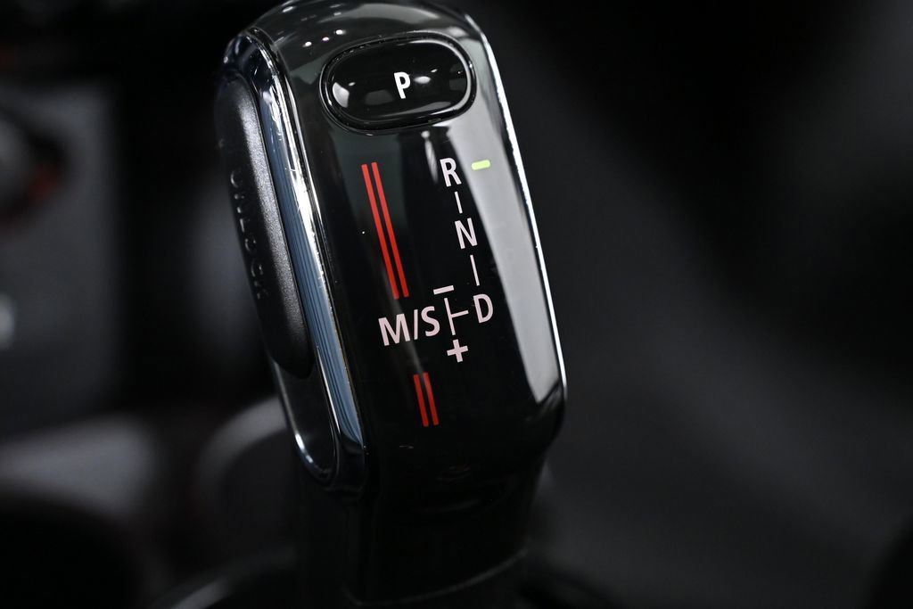 Used 2021 MINI Cooper S w/ 6.5" Touchscreen Package FWD image 23