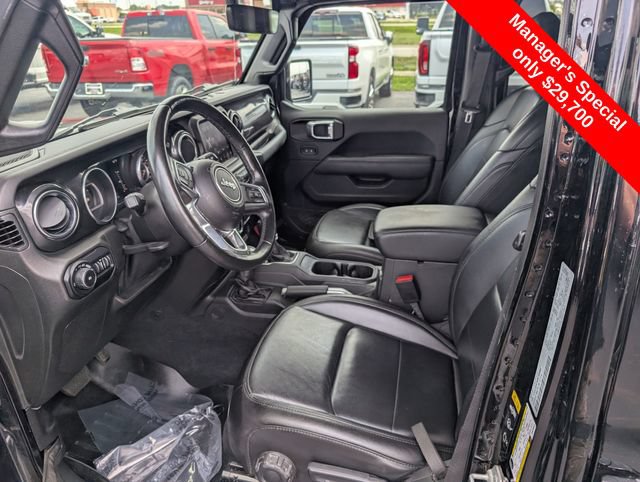 Used 2021 Jeep Wrangler Unlimited Sahara AWD/4WD image 13