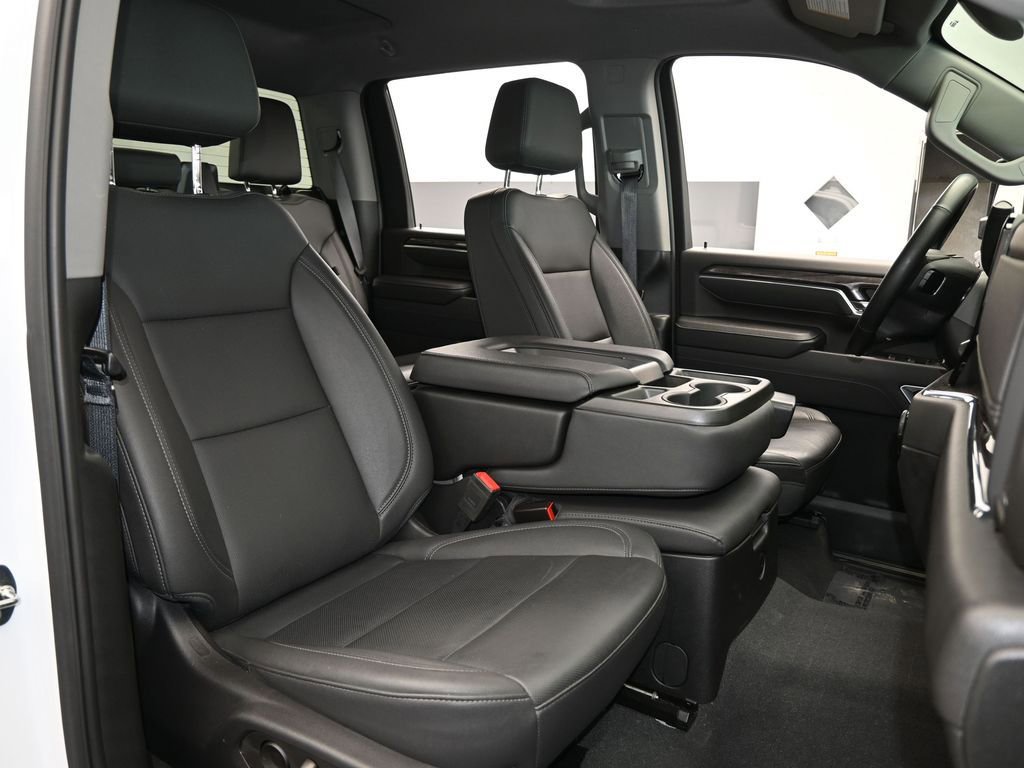 Used 2024 Chevrolet Silverado 2500 LTZ image 44