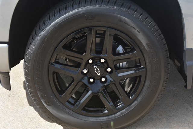 New 2026 Chevrolet Silverado 1500 Custom AWD/4WD image 11