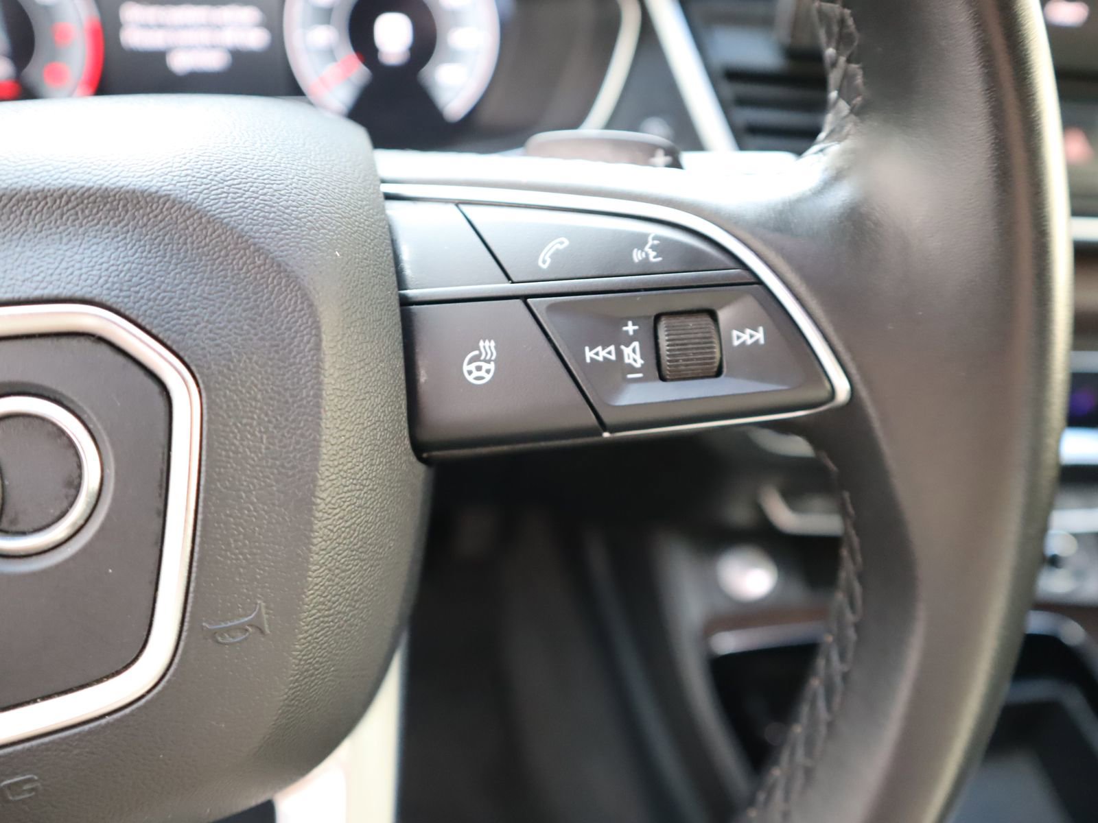 Used 2024 Audi Q5 2.0T Premium Plus image 41