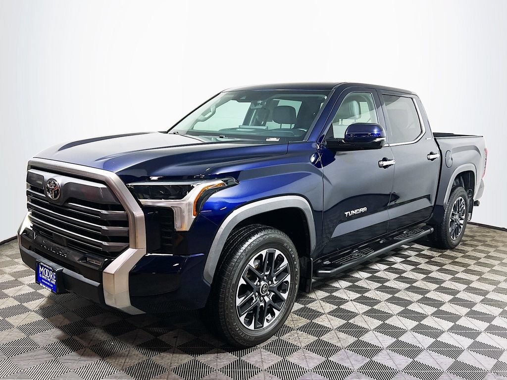 Used 2024 Toyota Tundra Limited w/ Power Package AWD/4WD image 3