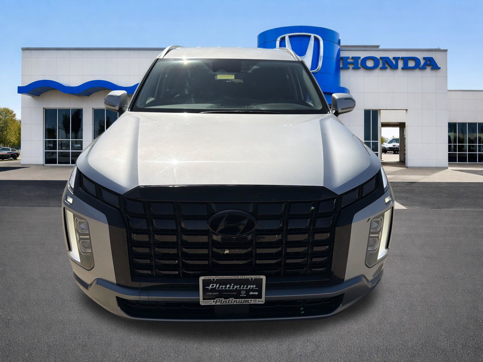 Used 2024 Hyundai Palisade SEL FWD image 8