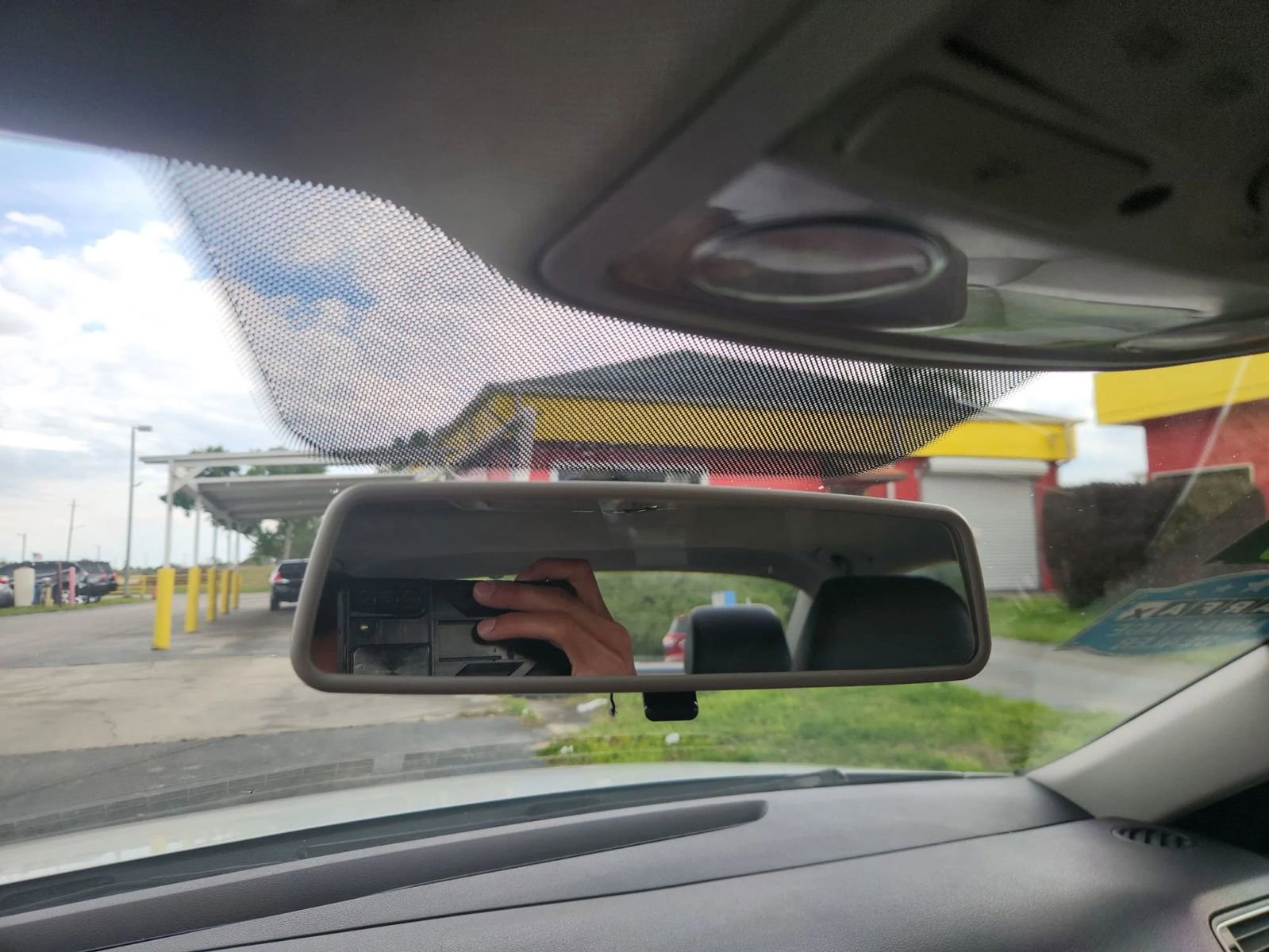 Used 2017 Volkswagen Jetta SE FWD image 17