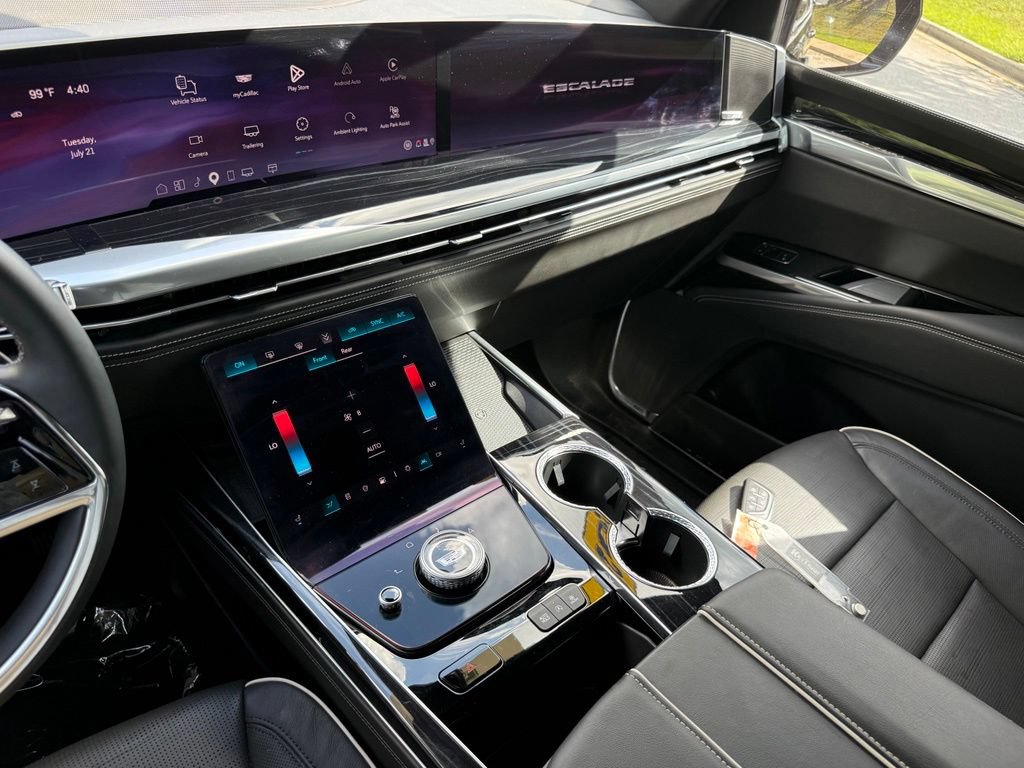 Certified 2025 Cadillac Escalade Sport w/ Touring Package AWD/4WD image 35
