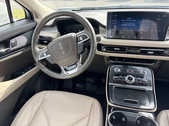 Certified 2022 Lincoln Nautilus AWD w/ Premium Package image 14