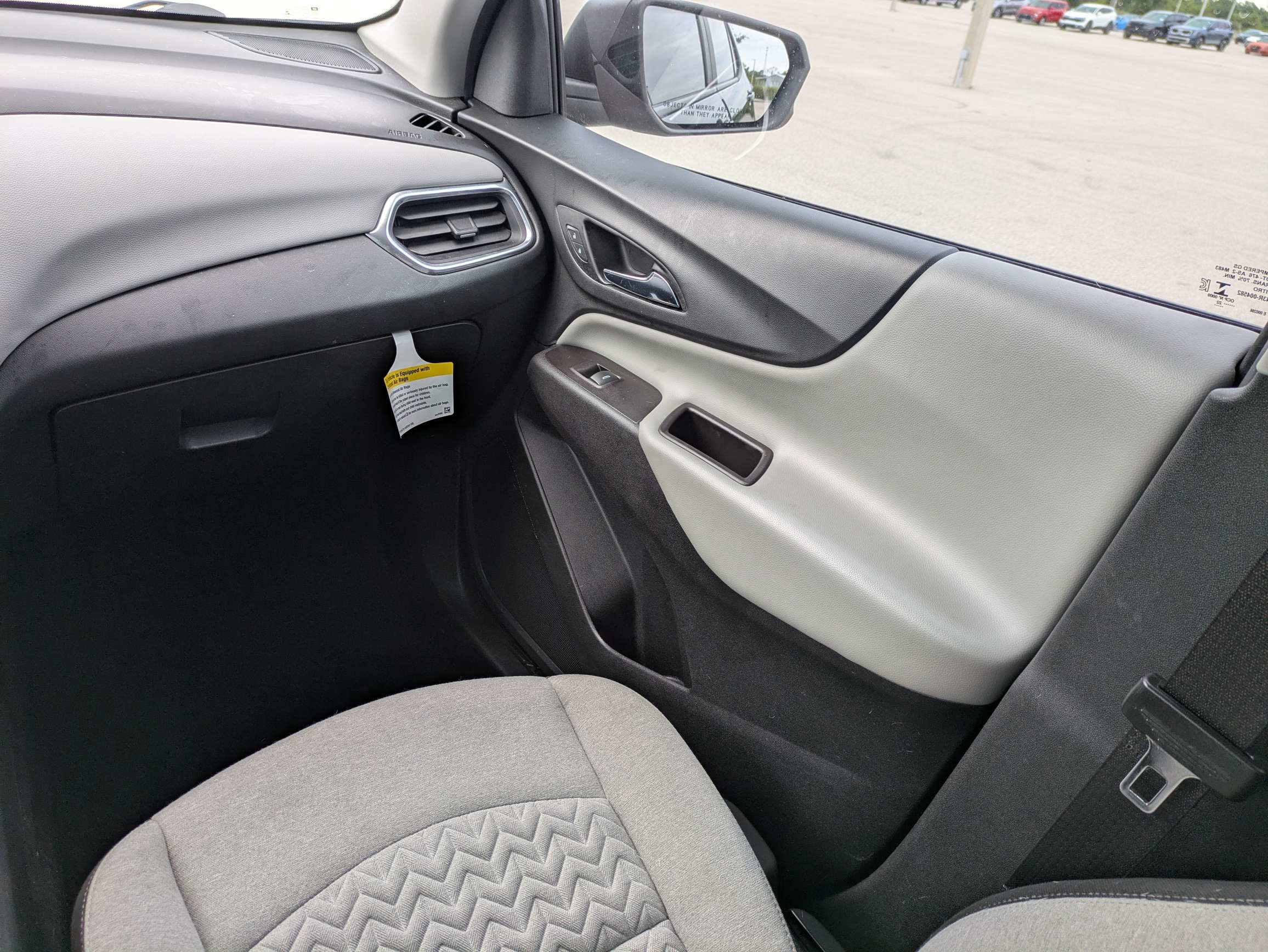 Used 2022 Chevrolet Equinox LS w/ LPO, Floor Liner Package FWD image 19