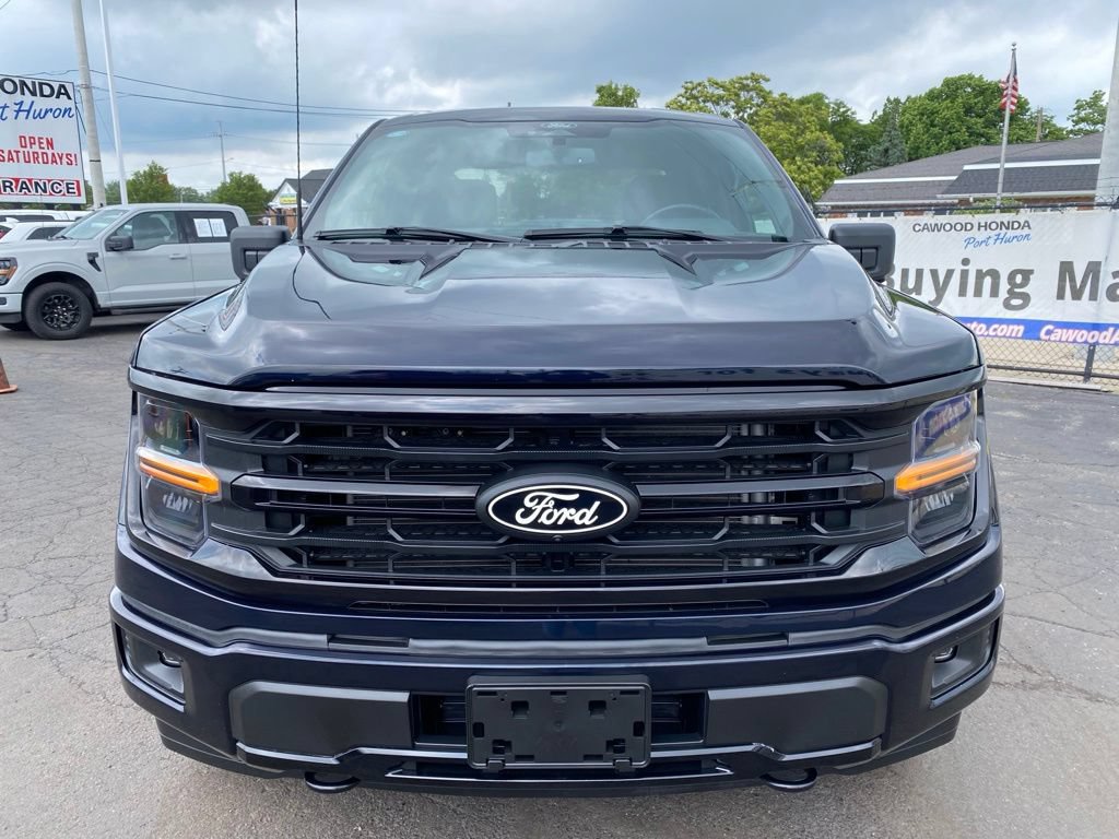 Used 2024 Ford F150 XLT w/ XLT Black Appearance Package AWD/4WD image 8