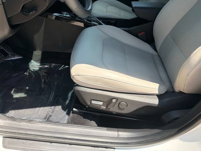 Used 2023 Kia Niro EX Touring FWD image 50